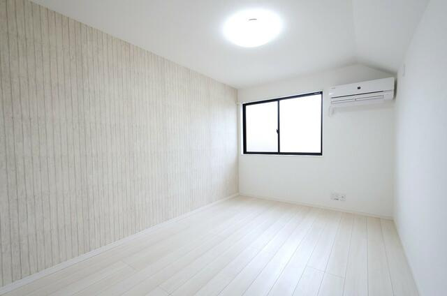 アザーレ・キュリオス栗平Ａの居間・リビング|※別号室の参考写真です