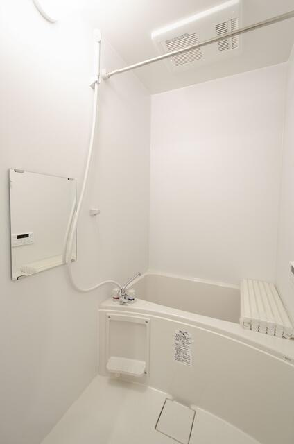 アザーレ・キュリオス栗平Ａの浴室|※別号室の参考写真です