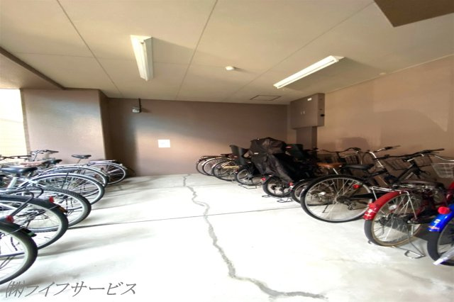 【駐輪場】 | リーガル新大阪第６ | 駐輪場