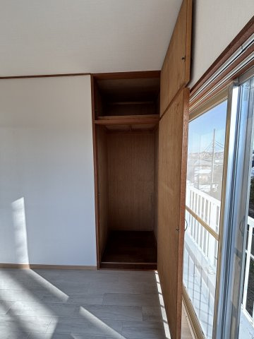 片瀬山戸建の収納