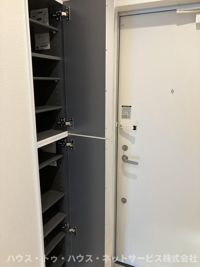 オーロラヴィラ松戸の玄関