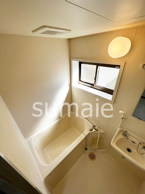 ローズハイツの浴室