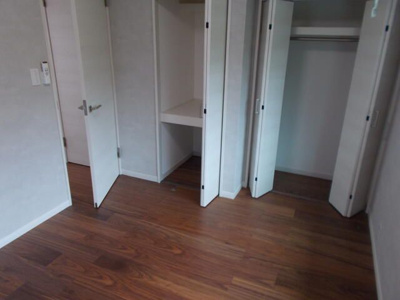 【洋室】 | 和泉3丁目戸建ー普通借家2年-