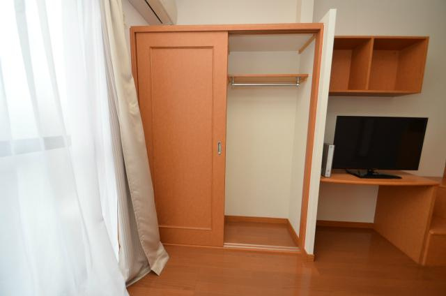 遠賀郡遠賀町大字今古賀のアパートの収納