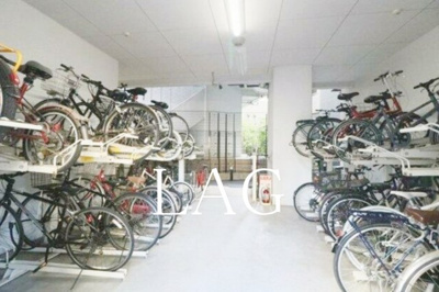 【その他共用部分】 | プレールドゥーク東京イーストⅢ | 駐輪場です。