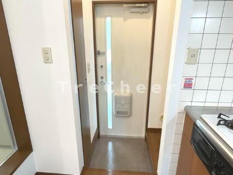 グリーンハイツの玄関