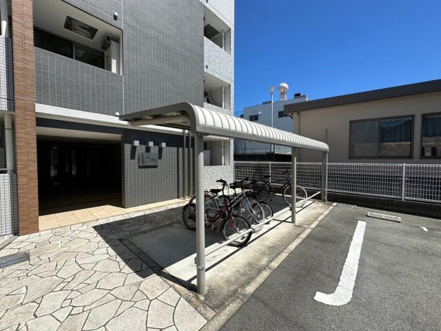 パティオの駐車場