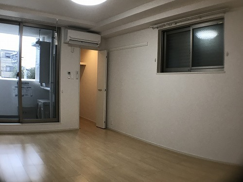 パティオの居間・リビング