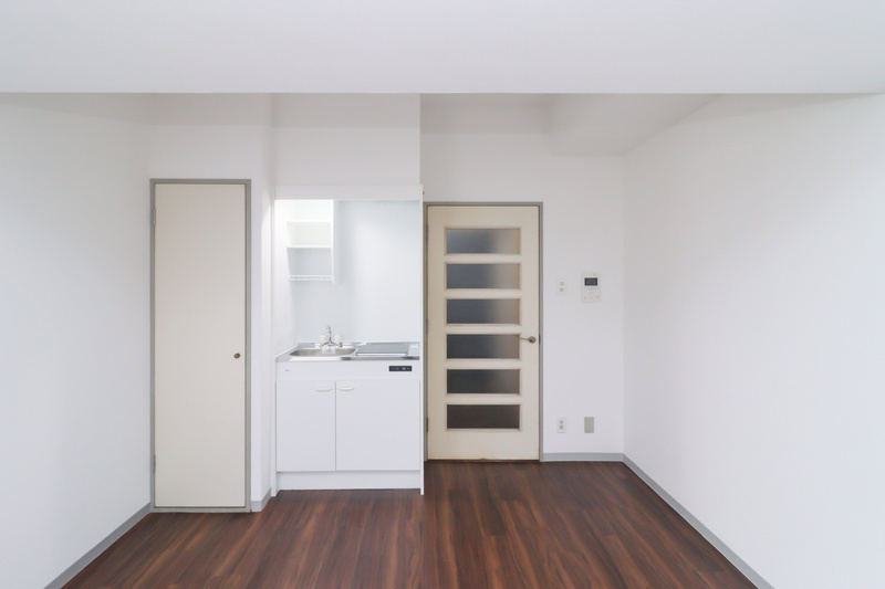 ダイナコート　久留米駅前　2階　の居間・リビング|別号室のものになります。現状優先。