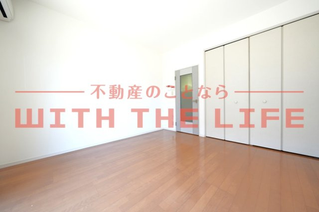 デュマン石井【キャッシュバック対象物件】の洋室|落ち着いた色調の洋室です