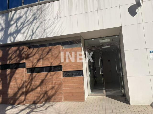 横浜市中区山下町の賃貸マンションのエントランス