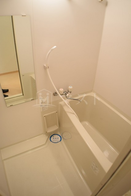 アスリート本町リバーウエストの浴室