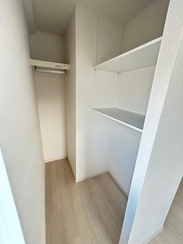 エスポワール黒髪の収納