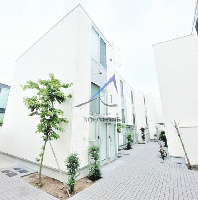 ＰＡＳＥＯ　ＥＡＳＴ