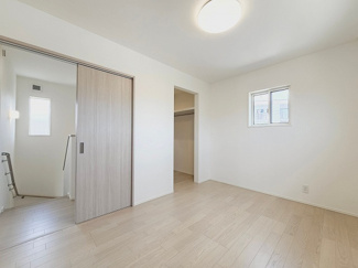 【居間・リビング】 | 上乃木6丁目戸建