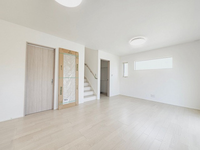 【居間・リビング】 | 上乃木6丁目戸建