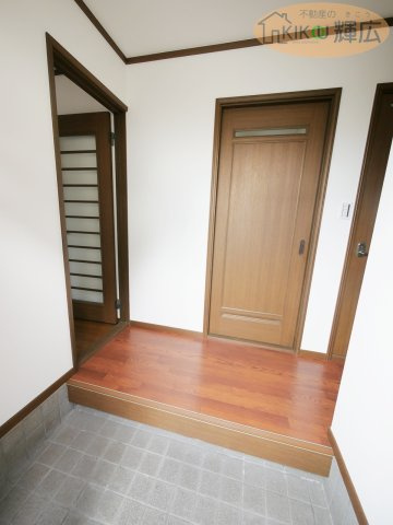 【玄関】 | 明石市大久保町江井島　中古戸建