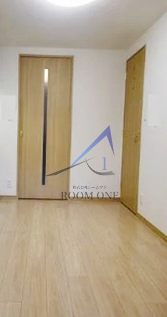 ルーブル南馬込弐番館の居間・リビング|洋室のお部屋です。