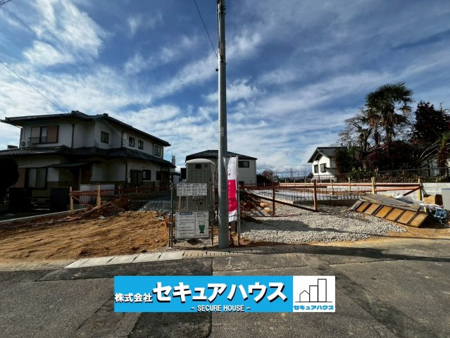 【同施工物件ご案内可能】豊明市前後町仙人塚　全2棟の外観|■現地外観写真
駐車2台可能！オプション工事でカーポート設置などいかがでしょうか。その他にも、フェンスなどの「オプション工事」もご提案いたします♪