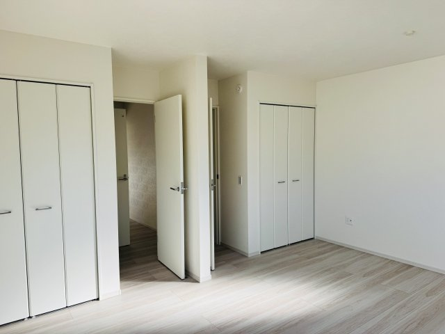 八王子市　兵衛　新築未入居戸建て　１期の子供部屋|～2階10.8帖の洋室　5.4帖ずつの洋室2部屋に間仕切りが可能な2ドア1ルーム仕様～