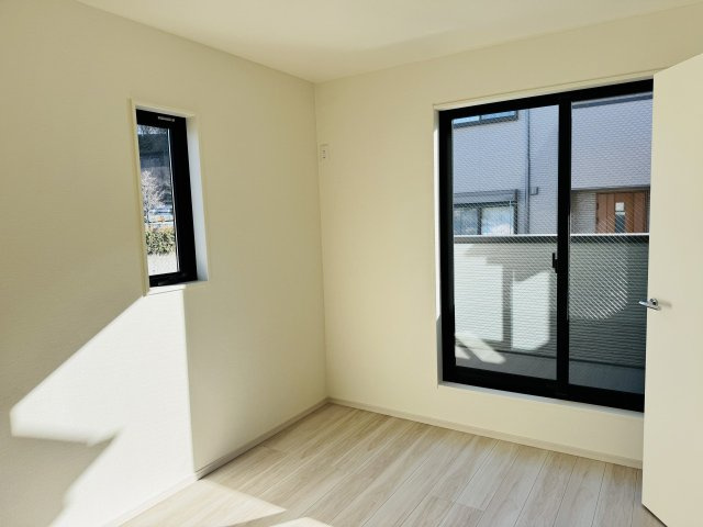 八王子市　兵衛　新築未入居戸建て　１期の洋室|～2階6.0帖の洋室です～