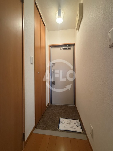 フラット桃ヶ池の玄関|フラット桃ヶ池　玄関