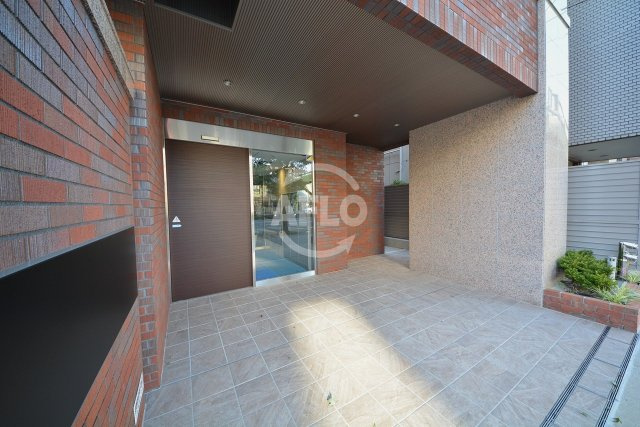 サンセリテ至誠会松崎町のエントランス|サンセリテ至誠会松崎町　エントランス