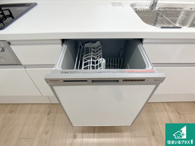 ウインヒルズジェームズ山の設備|食事後の一仕事、食器洗いをボタン一つでお任せできちゃいます！場所を取らないビルトイン式なので、お料理スペースもしっかり確保！