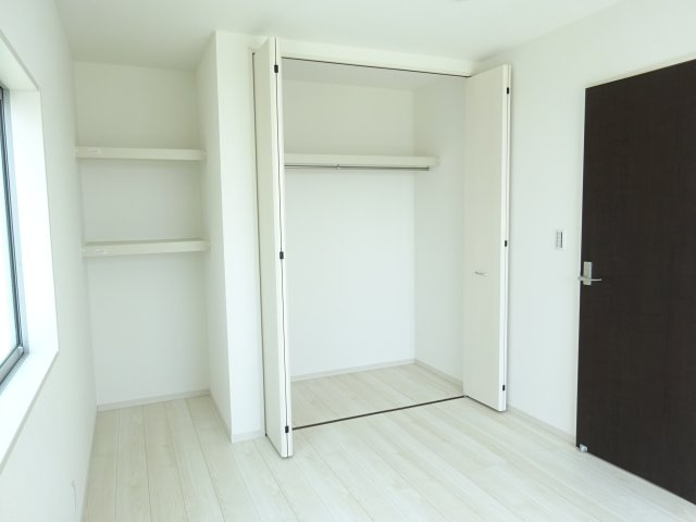 第2中之条町大字伊勢町　新築戸建　1号棟の収納|２階洋室3収納です