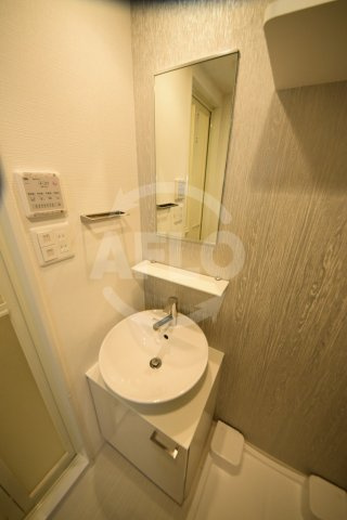 エスリード難波ザ・アークの独立洗面台|エスリード難波ザ・アーク　独立洗面台