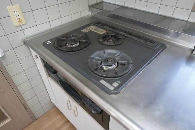 ダイナコート折尾Ⅱ　3階のキッチン|現状優先になります。