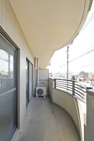 ダイナコート折尾Ⅱ　3階のバルコニー|現状優先になります。