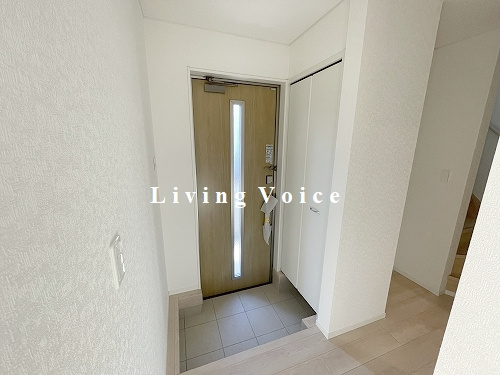 【玄関】 | 【仲介手数料０円】平塚市岡崎第23　新築一戸建て　2号棟　全3棟