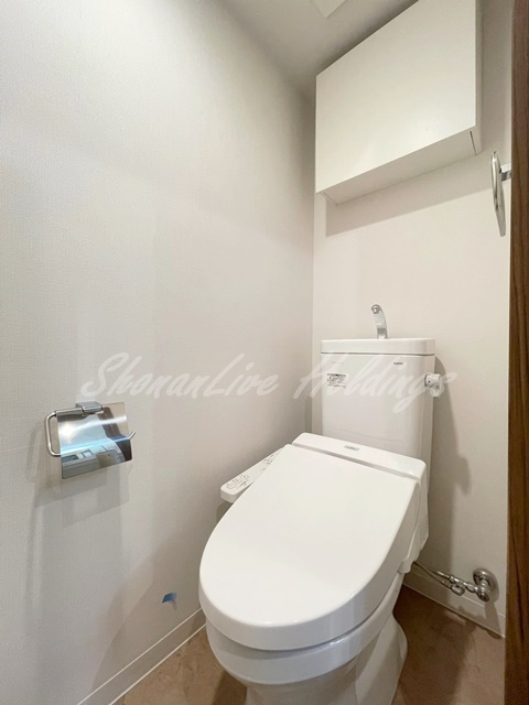 藤沢市本町２丁目の賃貸マンションのトイレ