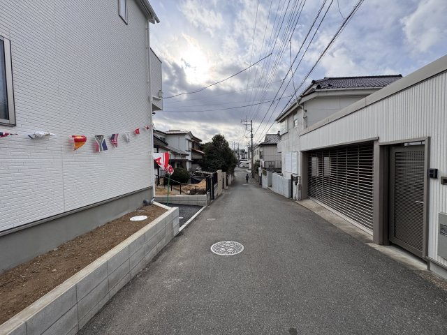 柏市青葉台１丁目新築戸建（青葉台第４）の前面道路含む現地写真|西側前面道路