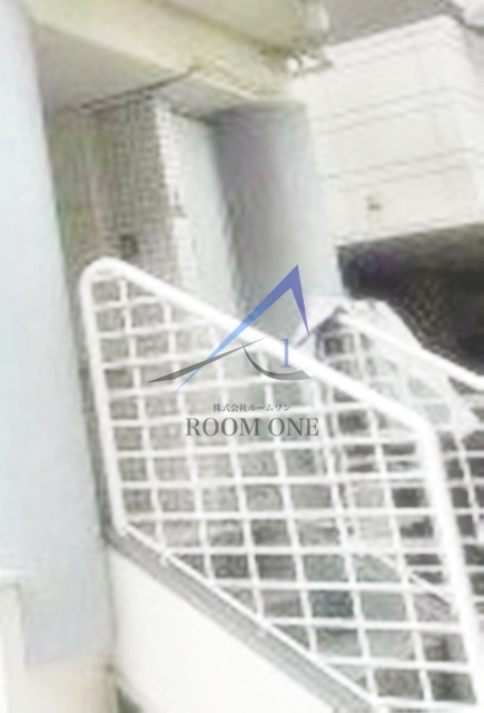 マンション山崎のその他共用部分|共有階段です。