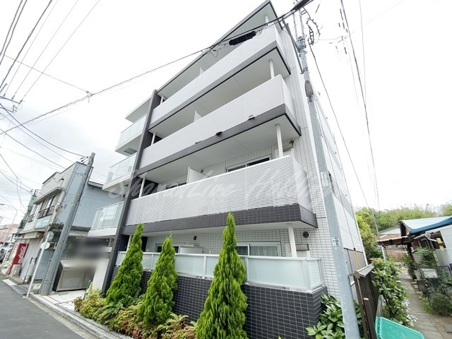 藤沢市本町２丁目の賃貸マンション