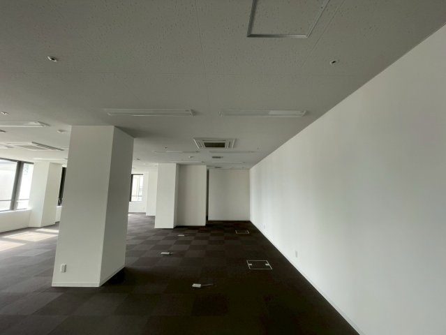 知立市 CHIRYU CROSS GATEの内装
