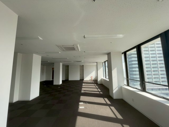 知立市 CHIRYU CROSS GATEの内装