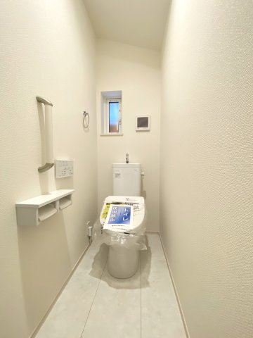 北19条東21丁目　新築2号棟のトイレ|※内装参考写真、1号棟トイレ