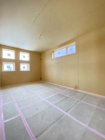 北19条東21丁目　新築2号棟の洋室|2階洋室、現在内装作業中！1月下旬完成予定！