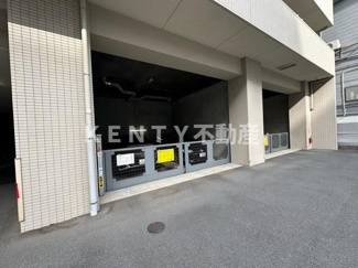 【駐車場】 | 駐車場に車を止められます