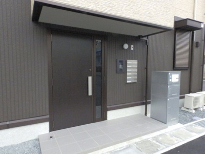 【エントランス】 | 「成約済」メゾン黄金町　A棟