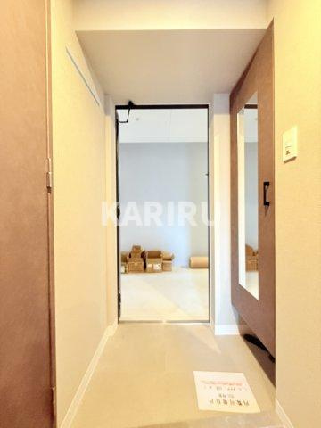 エスリードレジデンス ザ・グラン大阪福島クラスの玄関