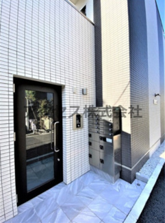 【エントランス】