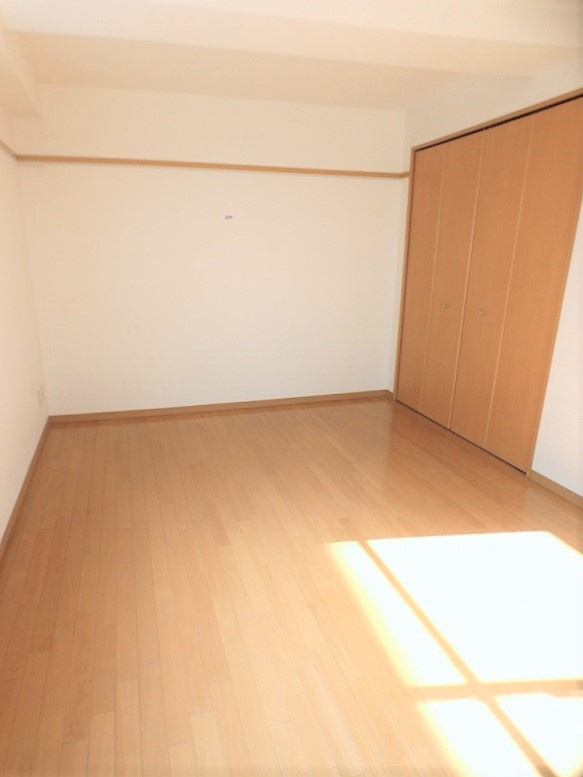 フェアリーガーデン亀戸の居間・リビング