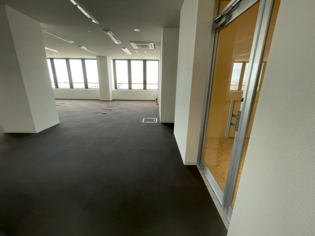 知立市 CHIRYU CROSS GATEの内装