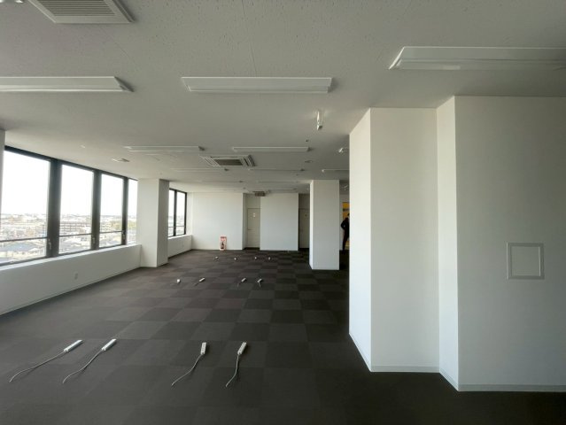 知立市 CHIRYU CROSS GATEの内装