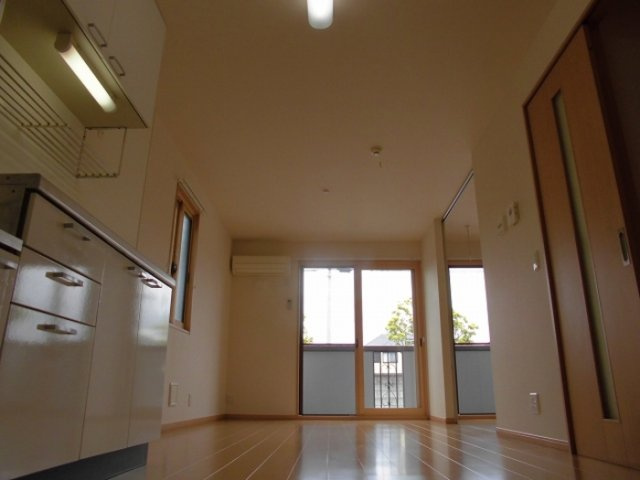 パークハイム興宮の居間・リビング