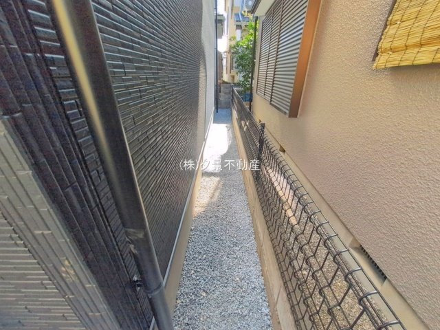 《仲介手数料無料》上尾市浅間台４丁目16-22新築一戸建てグラファーレ